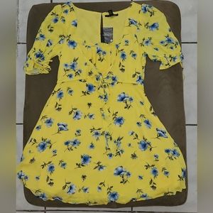 Yellow floral dress - L
